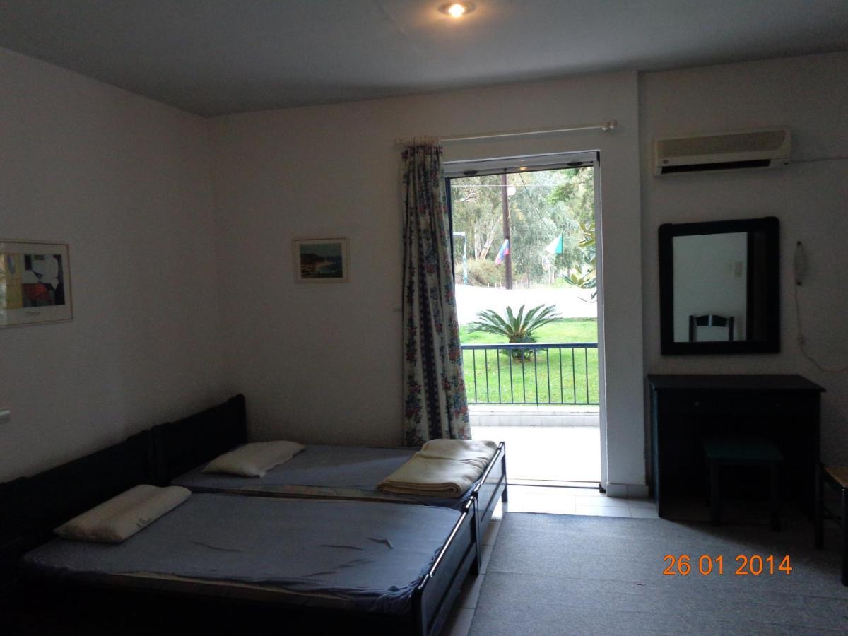 Porto Kairis Hotel Oreoi Luaran gambar