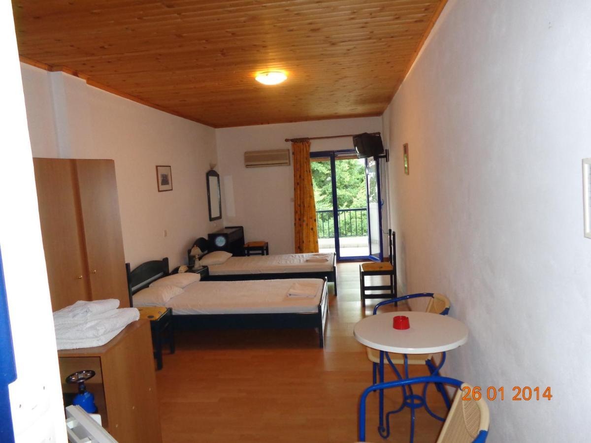 Porto Kairis Hotel Oreoi Luaran gambar