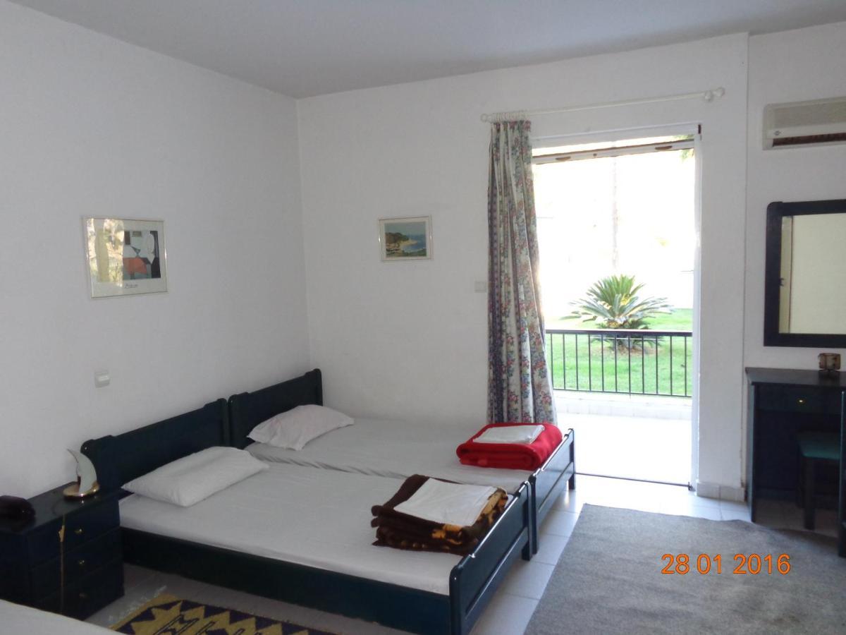 Porto Kairis Hotel Oreoi Luaran gambar